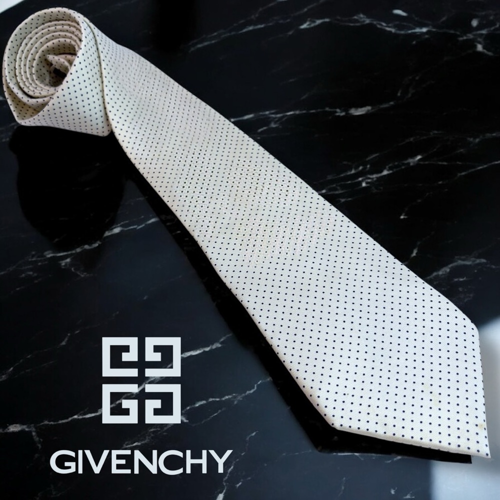 Vintage Givenchy Monsieur Handsome Silk Tie - Winter White w/ Navy Polka Dots - Picture 2 of 9